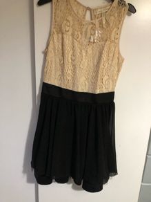 Ladies stunning new dress 10