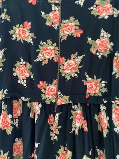 Red herringdress. Size 16