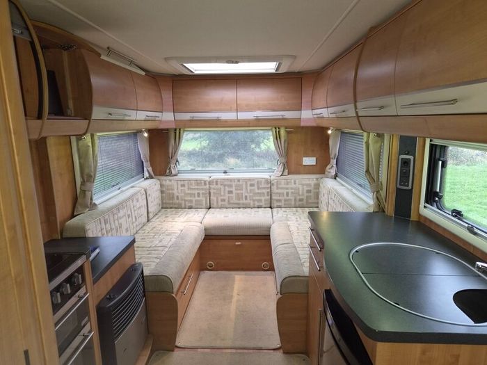 Camper