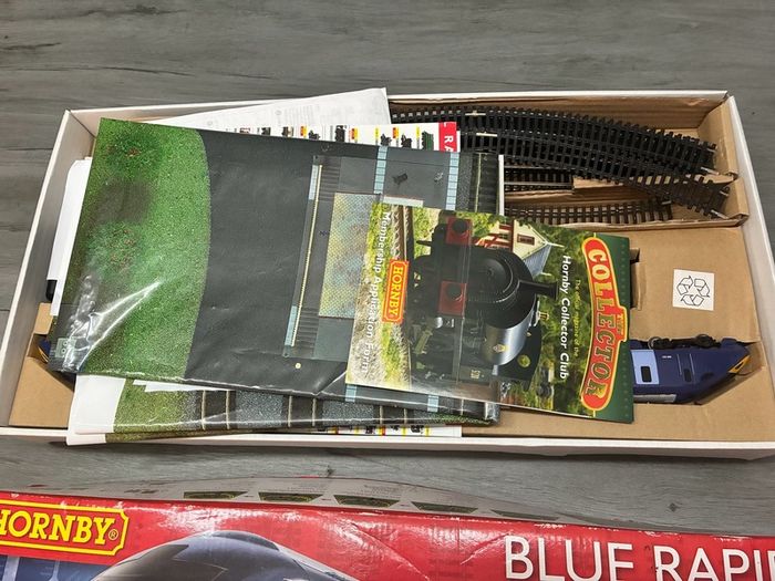 Hornby Blue Rapier R1139 (All original parts , packaging and booklets 2011/12)
