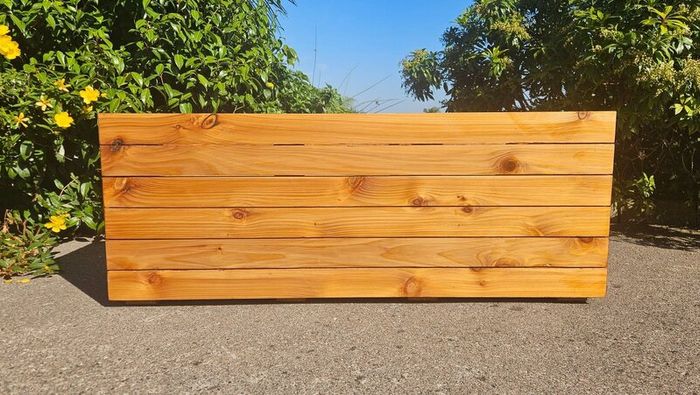 Premium Red Cedar Planters |Custom sizes available
