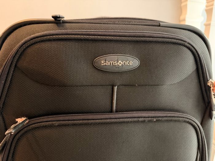 Samsonite carry on suitcase