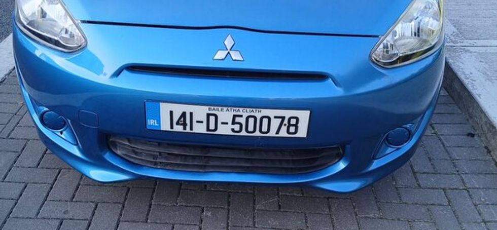 Mitsubishi Mirage 2014    Auto.