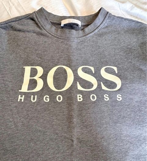 Boss sweatshirt Size S immaculate