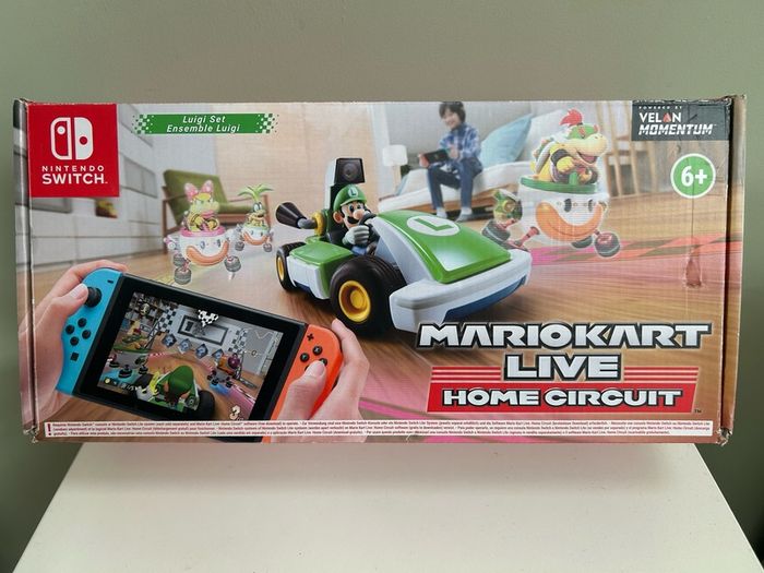 Nintendo Switch Mario Kart Live Home Circuit Luigi Set UNUSED