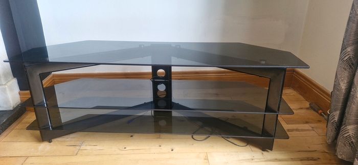 free glass tv table