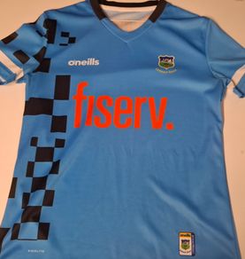 (Tight Fit) Tipperary GAA Official O'Neills Hurling Jersey (Adult Small) FREE POST