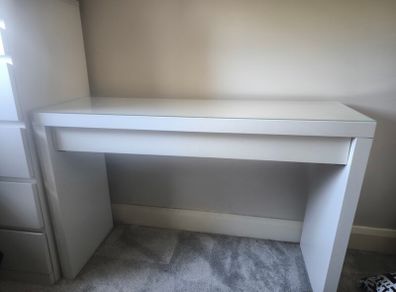 IKEA Malm Dressing Table - White