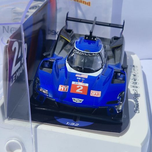 Scalextric C4512 Cadillac V-Series.R #2 Slot Car