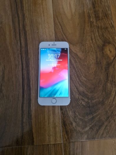Apple iPhone 6 - 128GB - Silver (Unlocked / Not Icloud Locked)