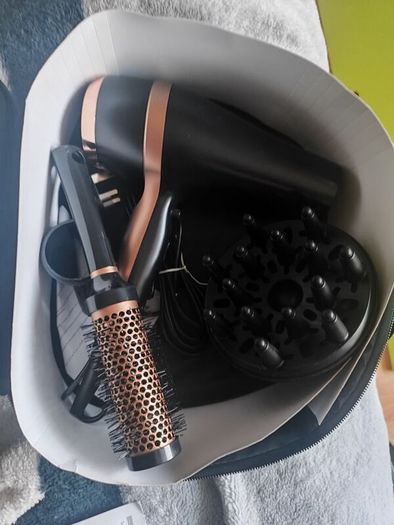 hair dryer