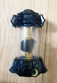 Skylanders Dark Creation Crystal (e25 total posted)