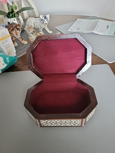Jewellery/trinket box