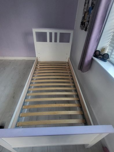 Single bed frame