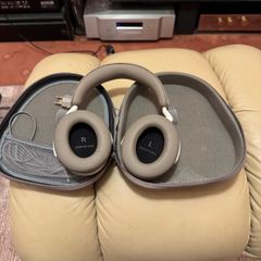 Sennheiser Momentum 4 Headphones