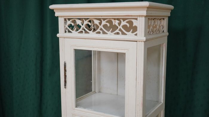 Slim Cream Glazed Display Cabinet with Drawers