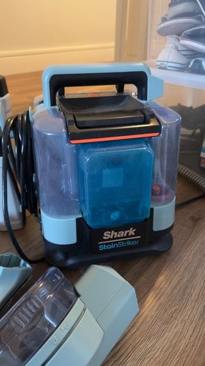 Shark Stain Striker Portable
