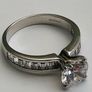 Brand New 9ct White Gold Dress Ring Image 6
