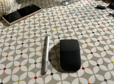 Microsoft Surface Arc Mouse & Microsoft Stylus