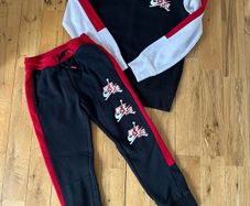 Nik Air Jordan Top & Bottoms