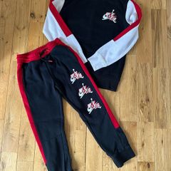 Nik Air Jordan Top & Bottoms