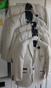 boys 3 piece suit size 10yrs