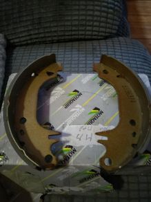 Brake Shoes for classic Renault & Peugeot.