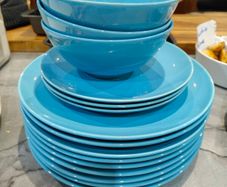 Blue plates