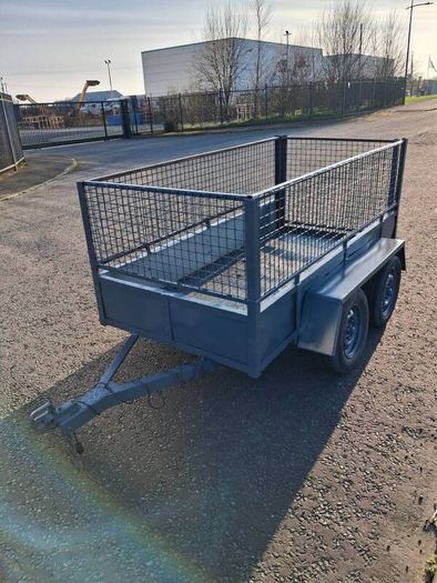 8x4. x3 trailer.
