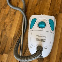 Zanussi Vacuum Cleaner Model ZAN4402 / SL207G