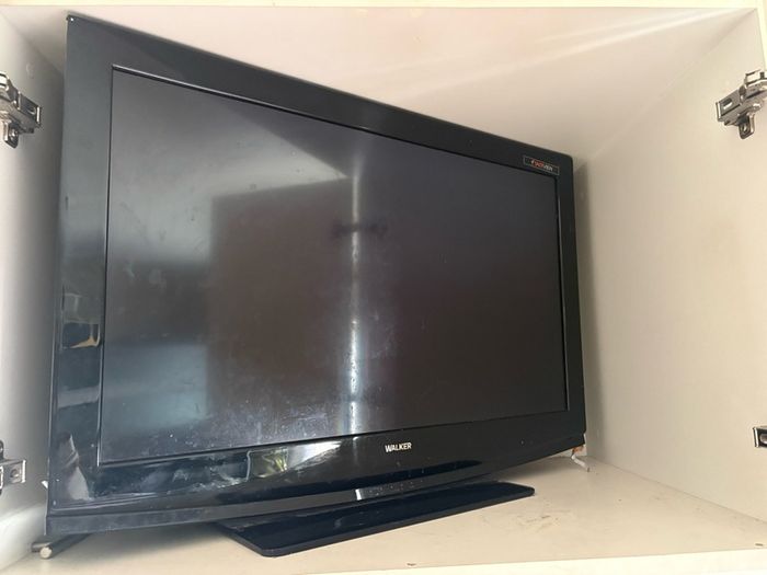 walker 32 inch saorview tv