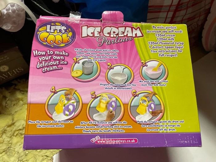 Ice Cream maker - new