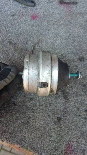 Genuine Audi a4 b6 b7 saloon estate floor mats carpet. Three spoke s-line multy function steering wheel airbag glove box etc.. Parts breaking