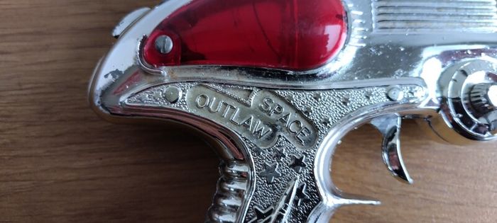 Vintage Space outlaw atomic pistol