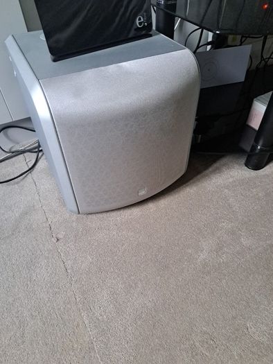 subwoofer B&W
