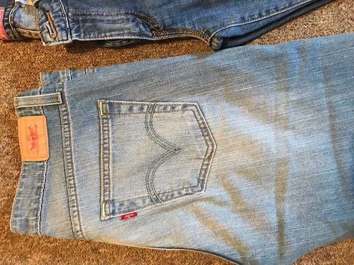 levis jeans