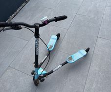 wiggle scooter