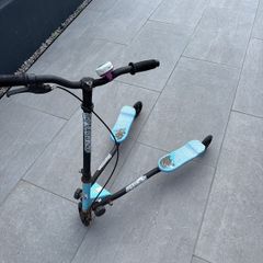 wiggle scooter