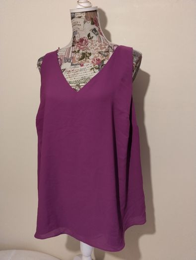 Evans Top, New With Tags,