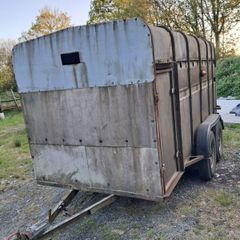 10x5 Cattle trailer