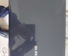 SAMSUNG Notebook Model NP915S3G, Quad Core Processor, 1.4GHz, 4GB Ram, 128GB SSD, Windows 10, Microsoft Edge, Chrome and VLC