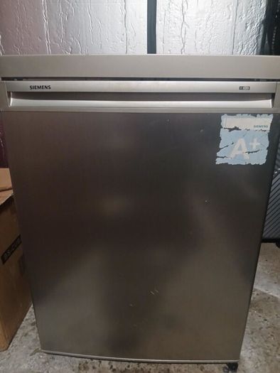 Seimens A+ under counter freezer