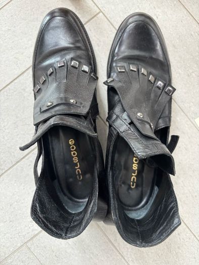Leather shoes boots