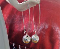 Drop silver earrings