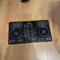 Ddj-400