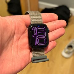 Apple Watch Series 8 GPS + Cellular