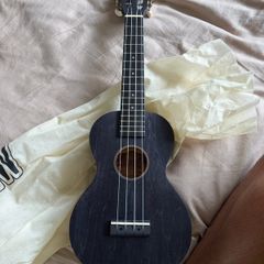 Mahalo ML2 soprano ukulele