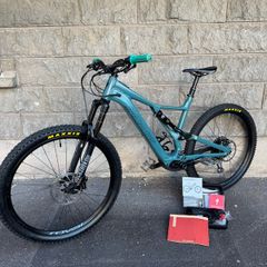 Electric Specialized Turbo Levo SL, Like New