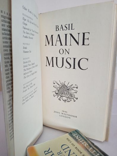 Basil Maine on Music by Basil Maine (GT126)