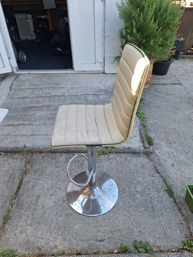 FREE stool suitable for workshop/shed/garage
